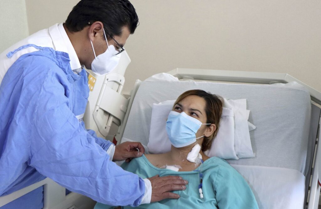Mexicanos viven más, pero no mejor: alertan sobre brechas en salud y calidad de vida