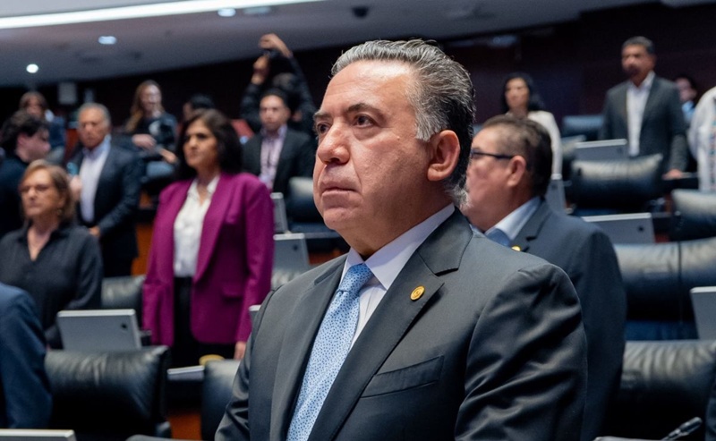 Enrique Inzunza solicita licencia al Senado durante periodo extraordinario de sesiones