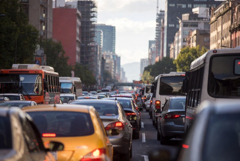 Movilidad CDMX hoy: Tres estaciones cerradas en Línea 2 y 13 marchas