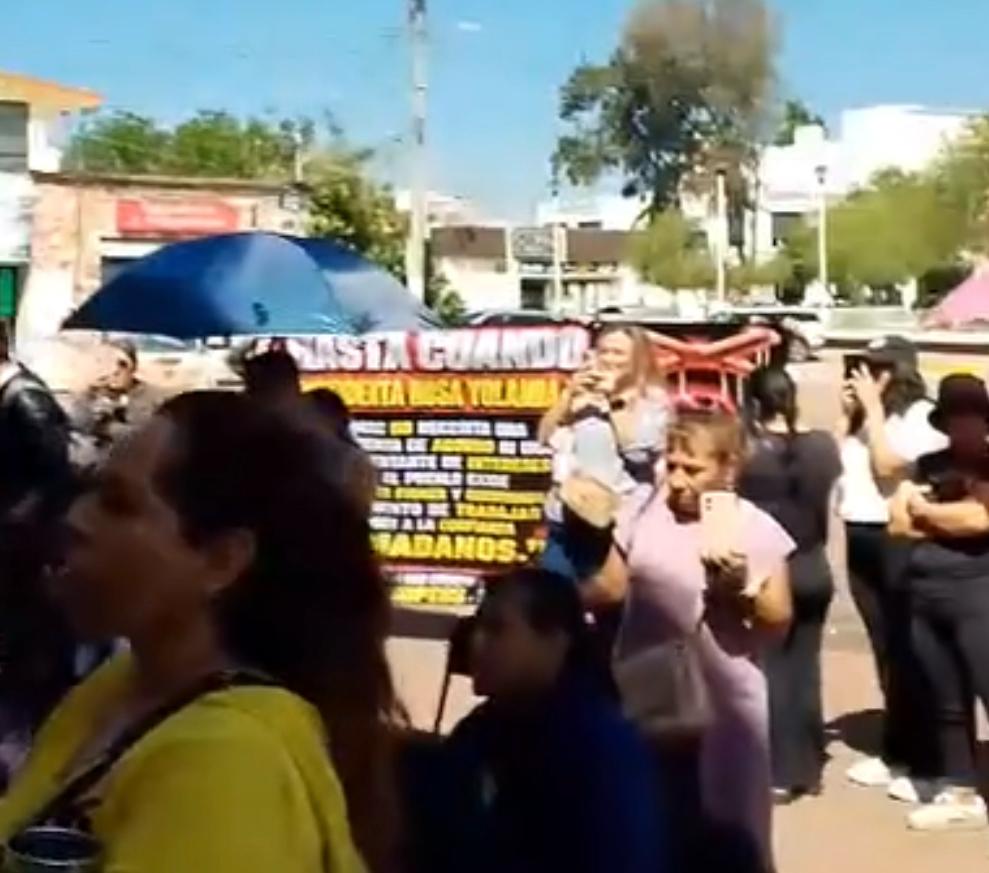 Vecinos de Tecámac toman Palacio Municipal por falta de agua