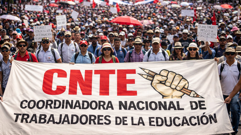 CNTE levanta plantones en Ciudad de México y Oaxaca tras avances parciales