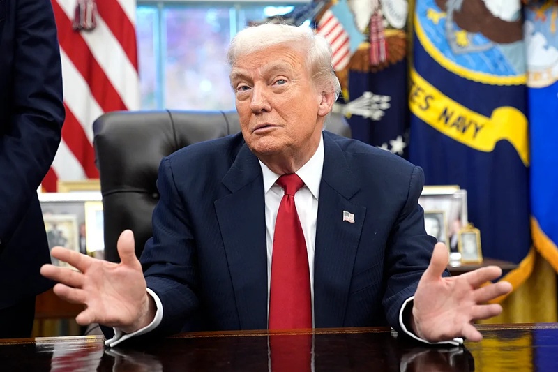 Donald Trump amenaza con mantener bloqueo naval prolongado contra Irán