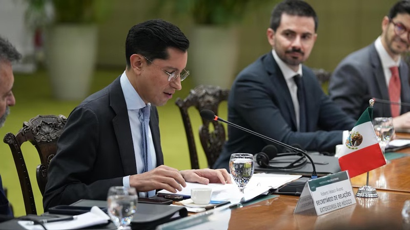 Pemex y Petrobras firman acuerdo de cooperación bilateral en Brasilia