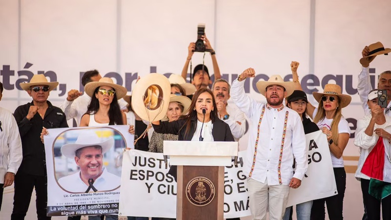 Grecia Quiroz insiste en reunirse con Sheinbaum por temas de Uruapan